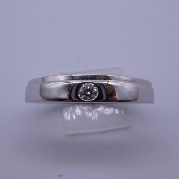 TD8738 18K White Gold Ring with Diamond