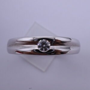 TD8745 18K White Gold Ring with Diamond