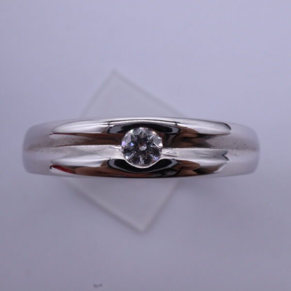 TD8745 18K White Gold Ring with Diamond