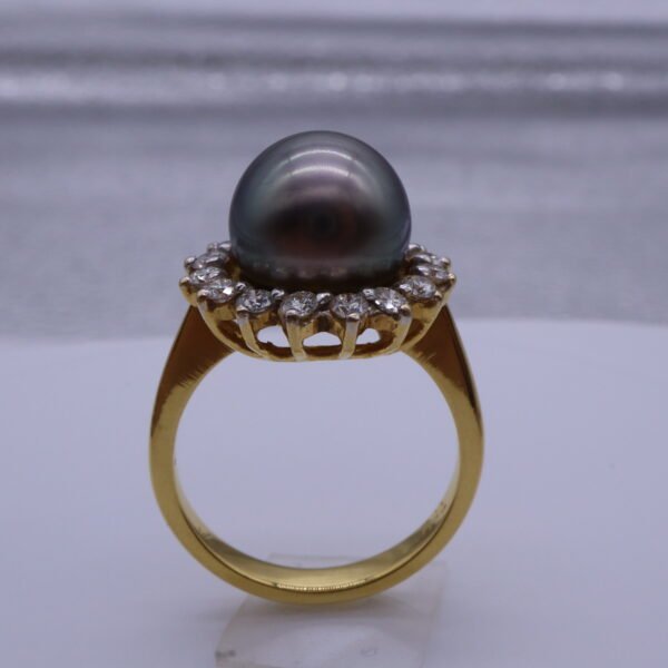 TD8790 "Black Pearl" 18K Yellow Gold Ring with Pearl and Diamonds - Image 2