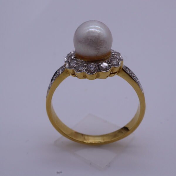 TD3871 "White Pearl" 18K Yellow Gold Ring with Pearl and Diamonds - Image 5