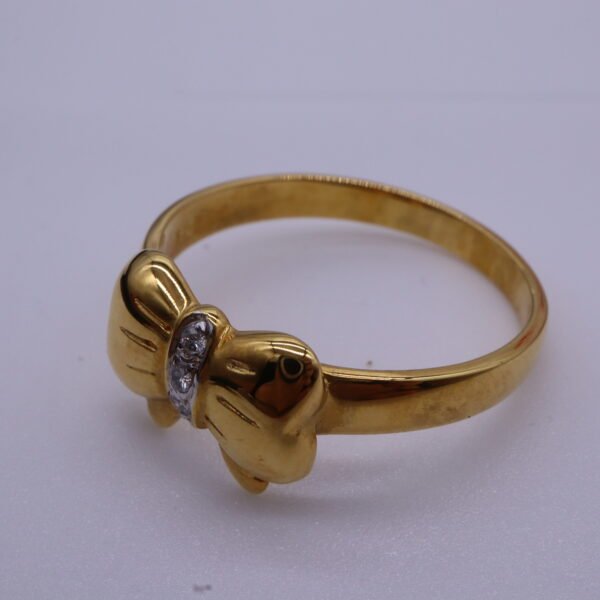 TD8277 "Ribbon" 18K Yellow Gold Ring with Diamonds - Image 5