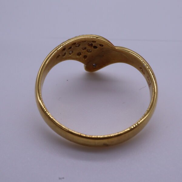 TD8345 18K Yellow Gold Ring with Diamonds - Image 4