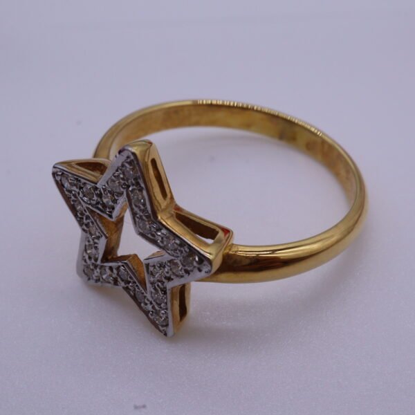 TD8349 "STAR" 18K Yellow Gold Ring with Diamonds - Image 2