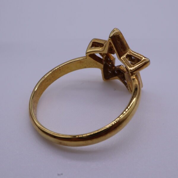 TD8349 "STAR" 18K Yellow Gold Ring with Diamonds - Image 4