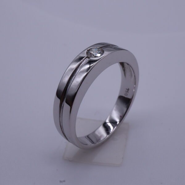 TD8751 18K White Gold Ring with Diamonds - Image 5