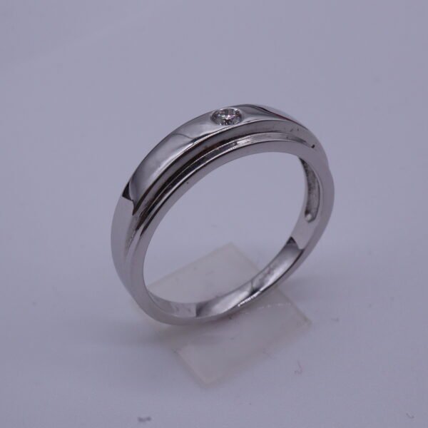 TD8738 18K White Gold Ring with Diamond - Image 5